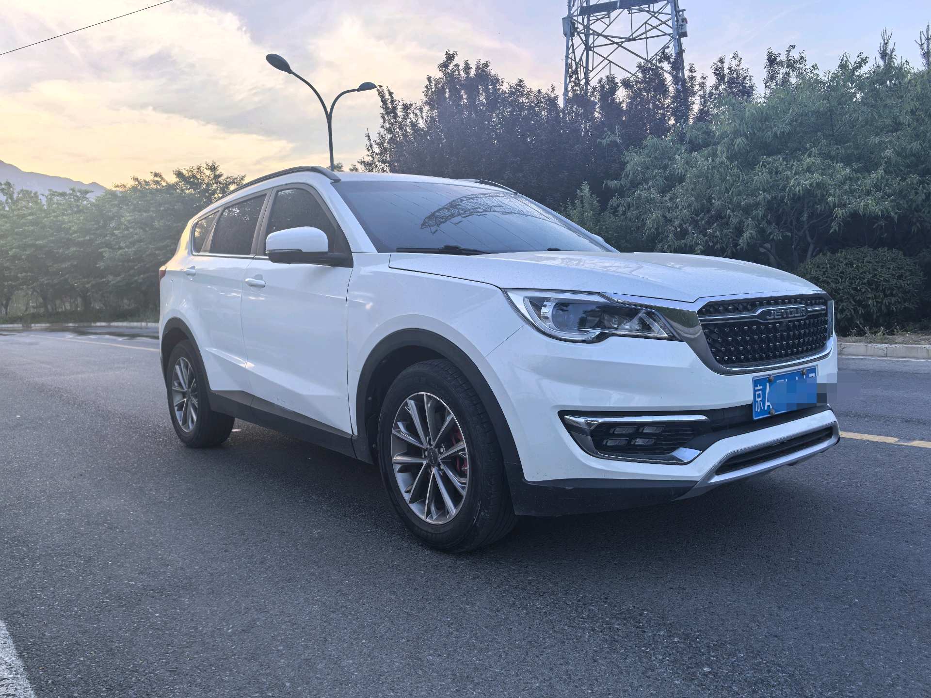 JETOUR 2019 X70S 1.5T Zhengtu Edition 6-Seater