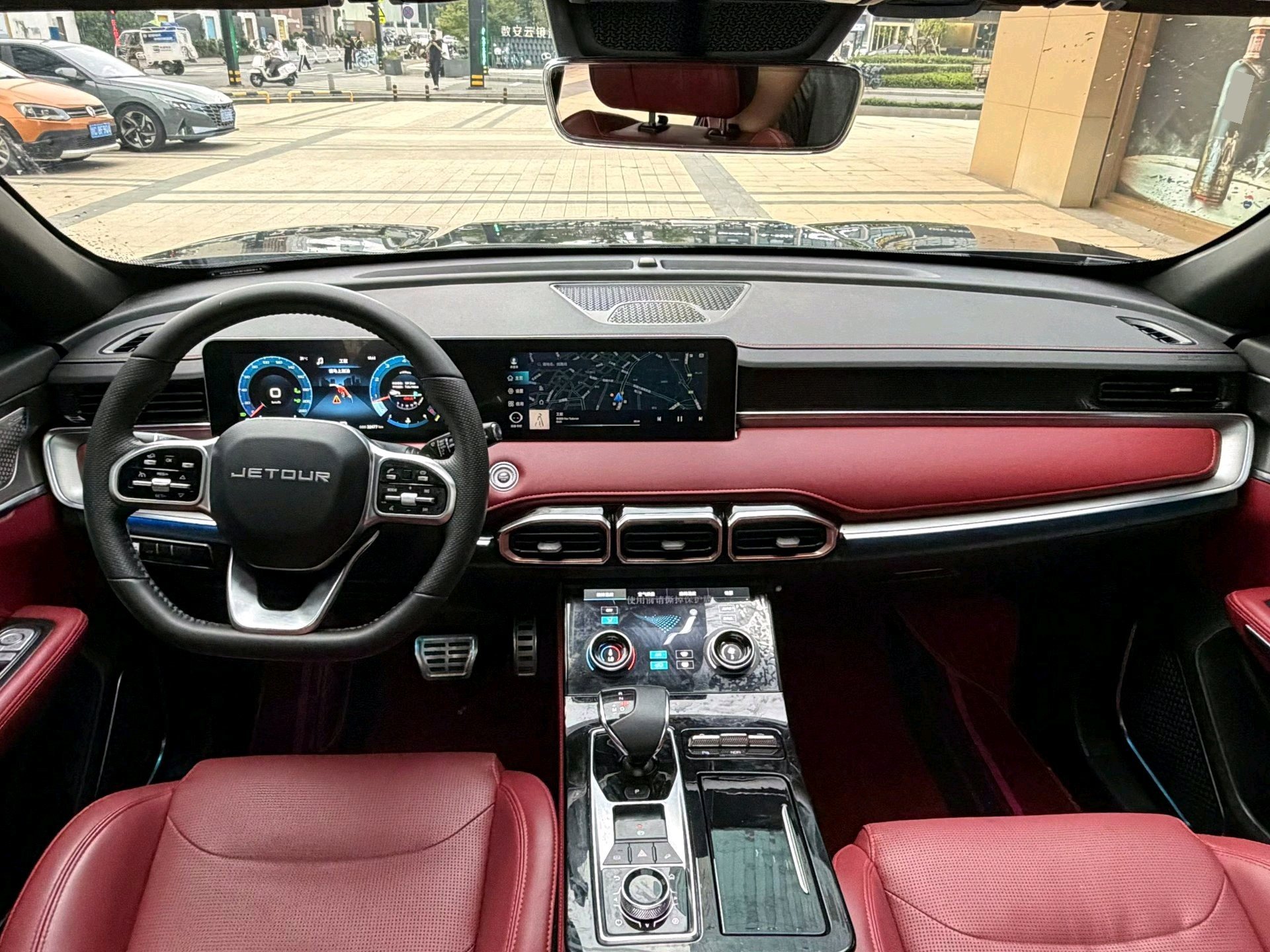 JETOUR 2021 X70 PLUS 1.6T Di PRO 5-Seater