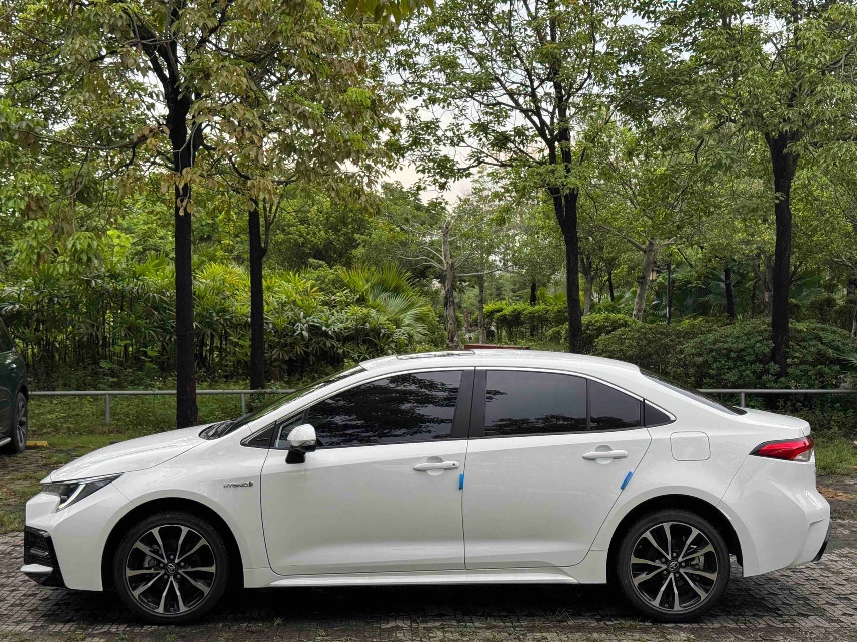 Toyota 2021 Levin Twin Engine 1.8H CVT Sport Edition