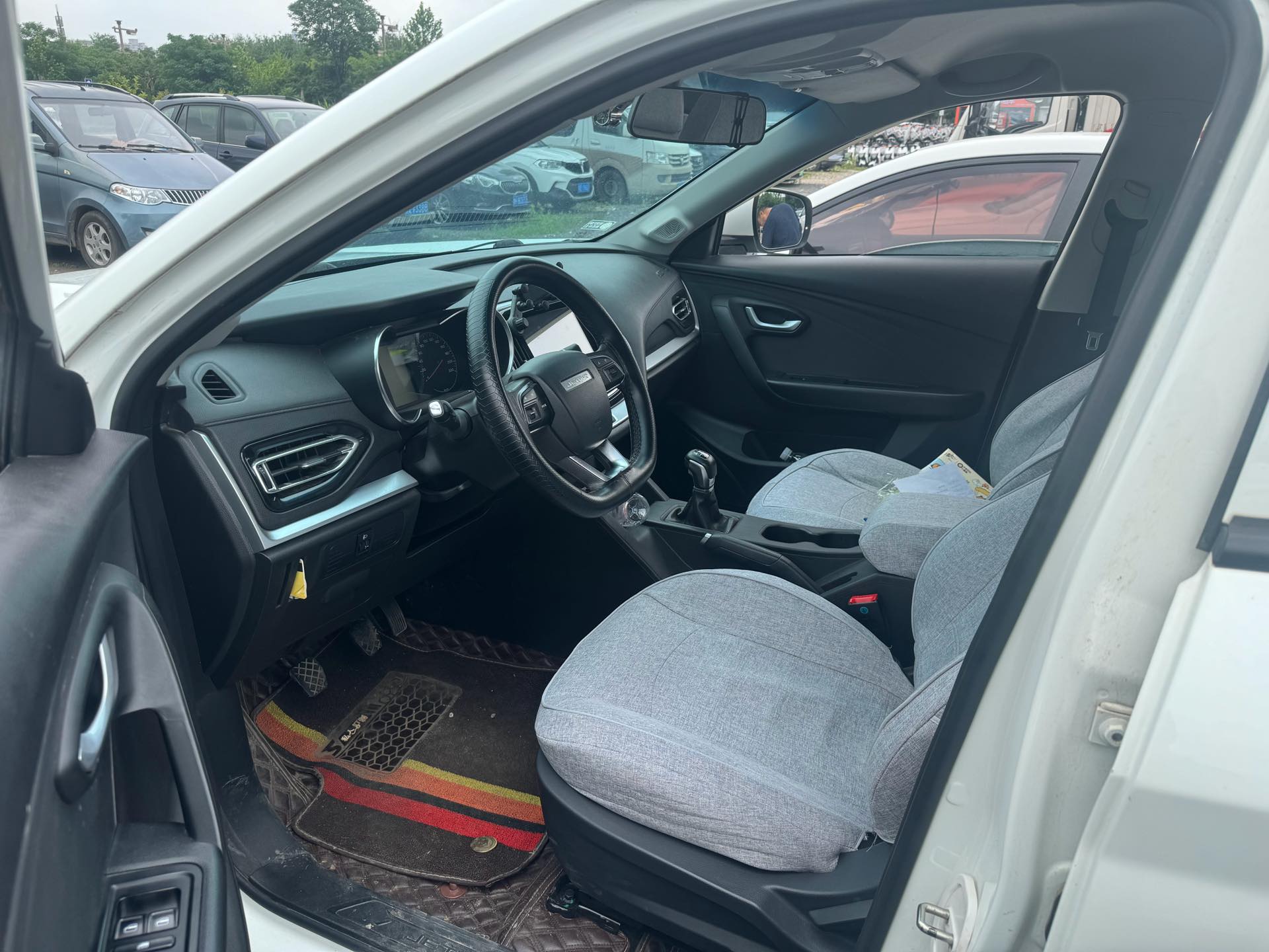 JETOUR 2020 X70M 1.5T Partner (Facelift)