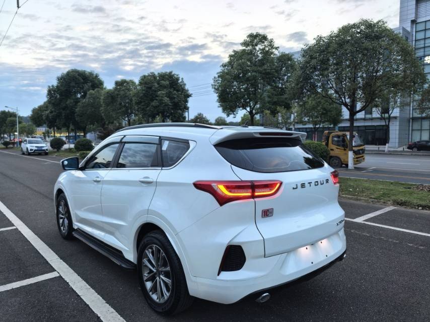 JETOUR 2020 X70 1.5T Changxing Edition 5-Seater
