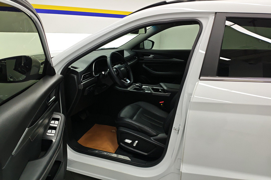 JETOUR 2023 X70S 1.5T Glory 7-Seater