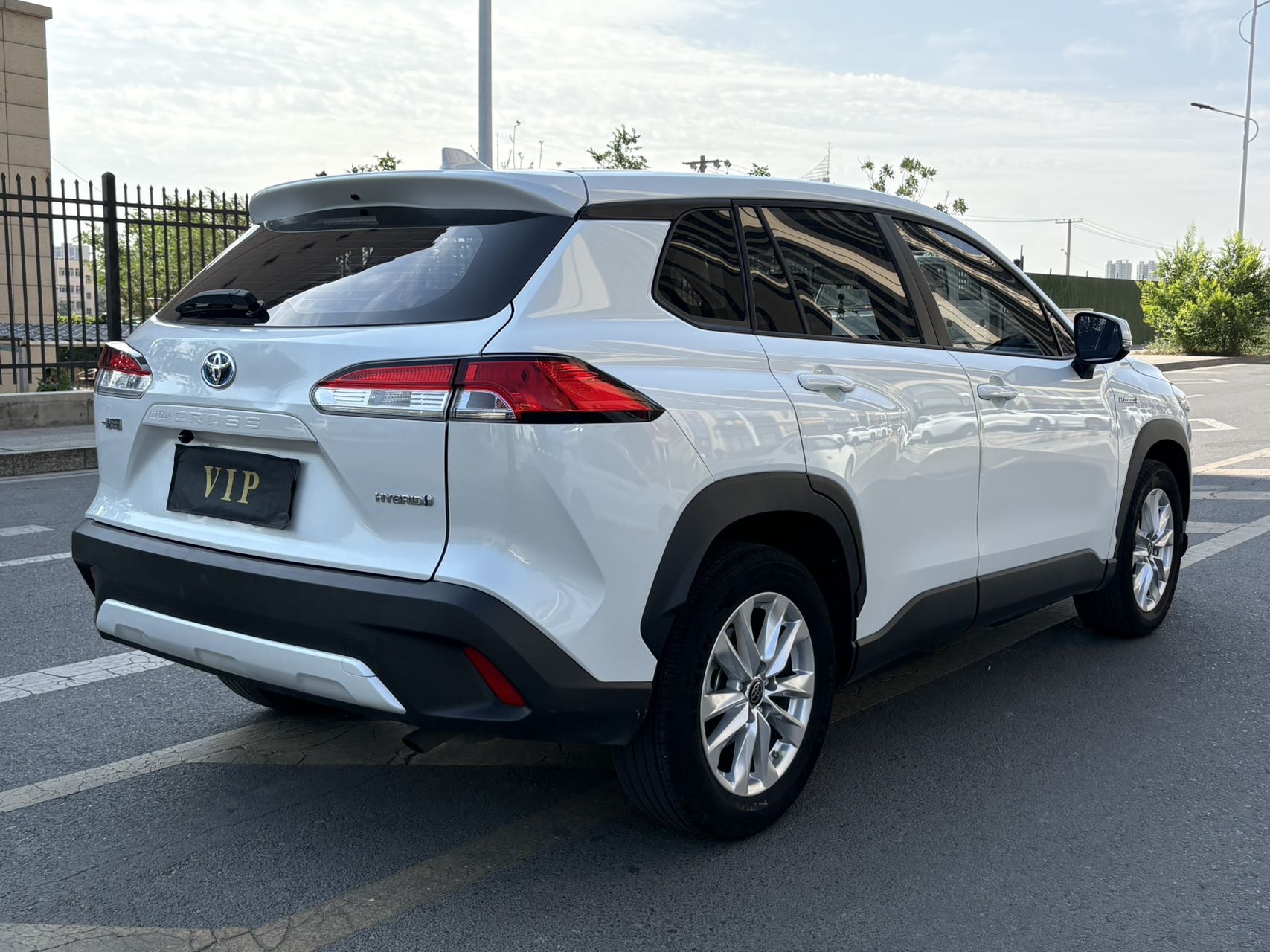 Toyota 2023 Corolla Cross Hybrid 2.0 CVT Pioneer Edition