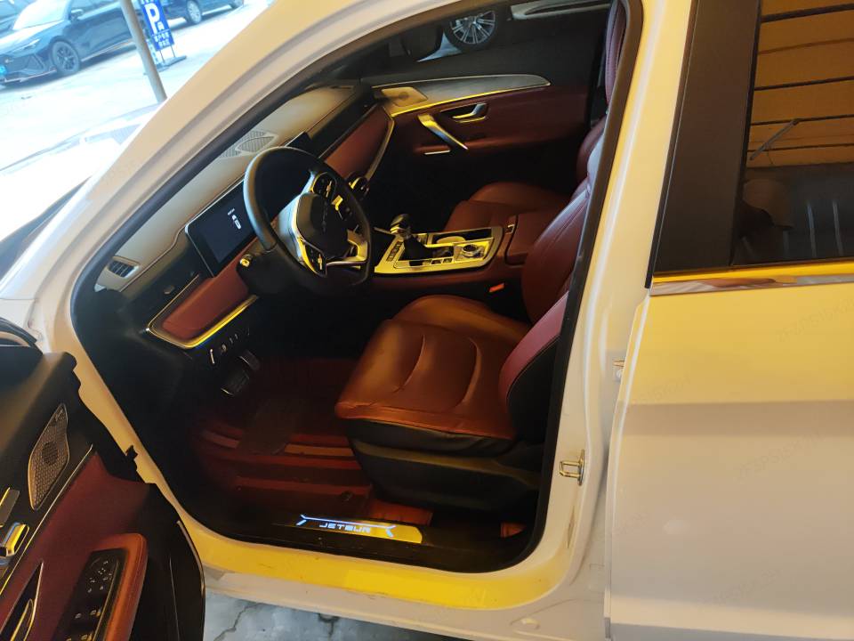 JETOUR 2021 X70 PLUS 1.6T Star 5-Seater