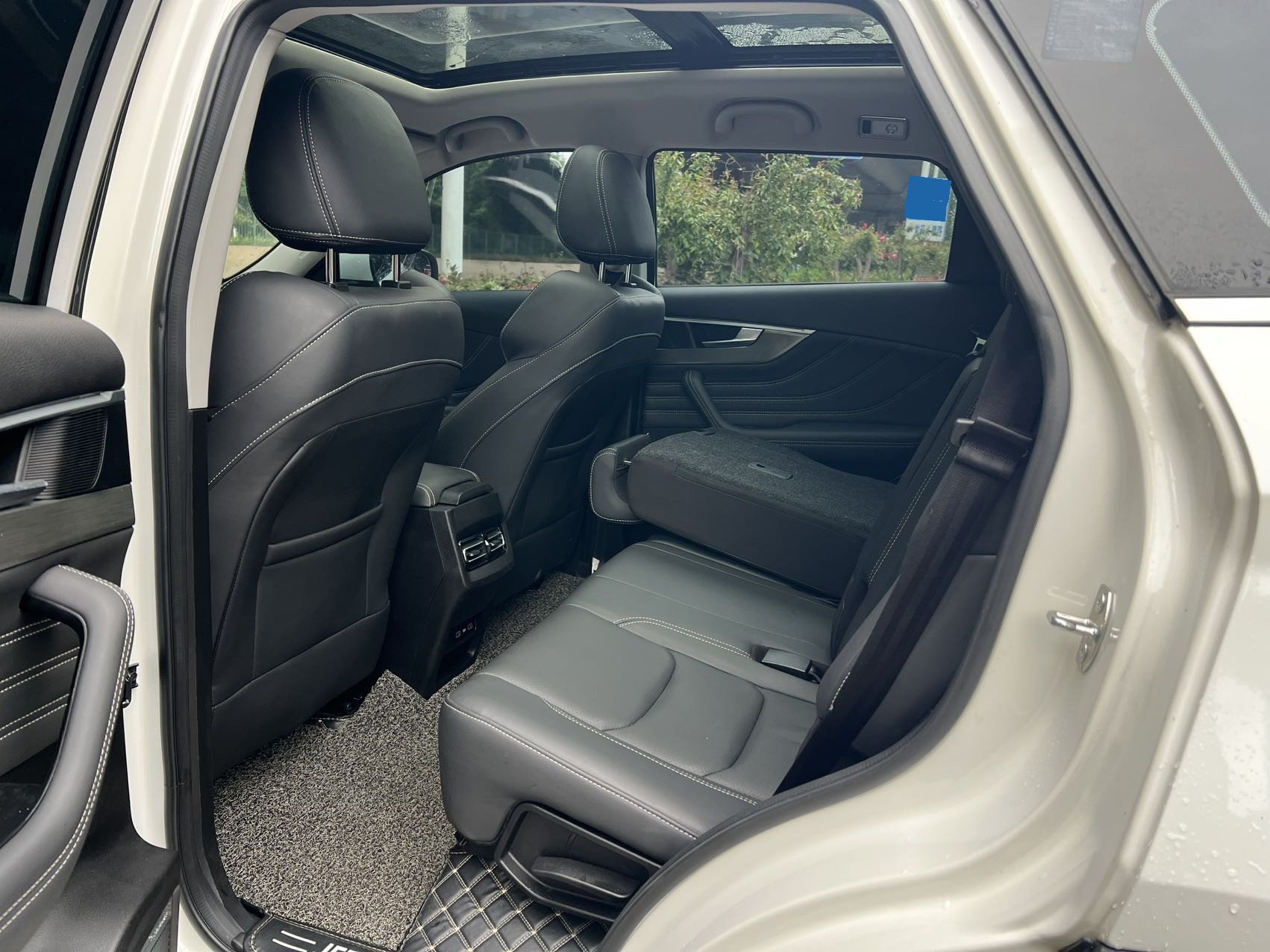 捷途 2019款 X70S 1.5T 探途版6座