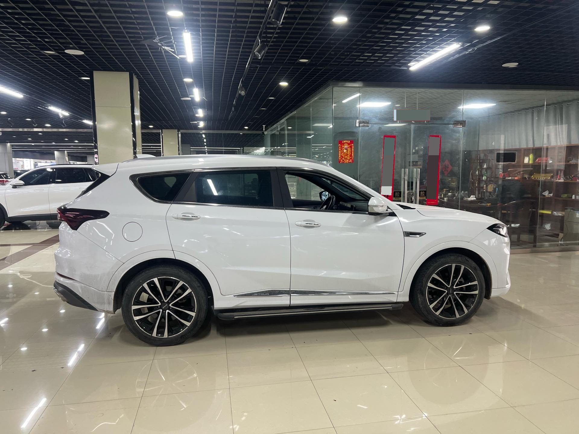 JETOUR 2021 X70 PLUS 1.6T Tian 7-Seater