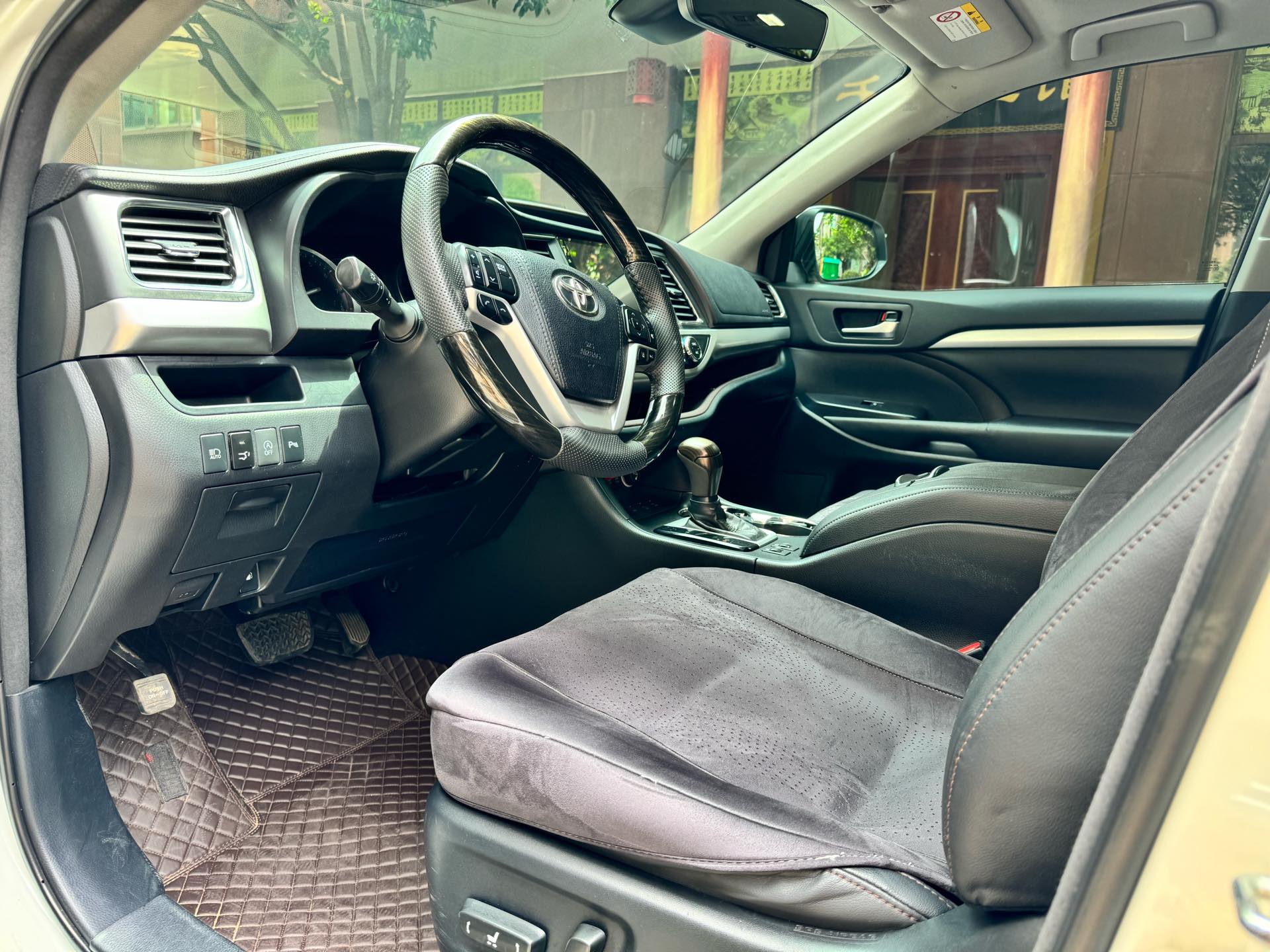 Toyota 2018 Highlander 2.0T 4WD Luxury 7-Seater