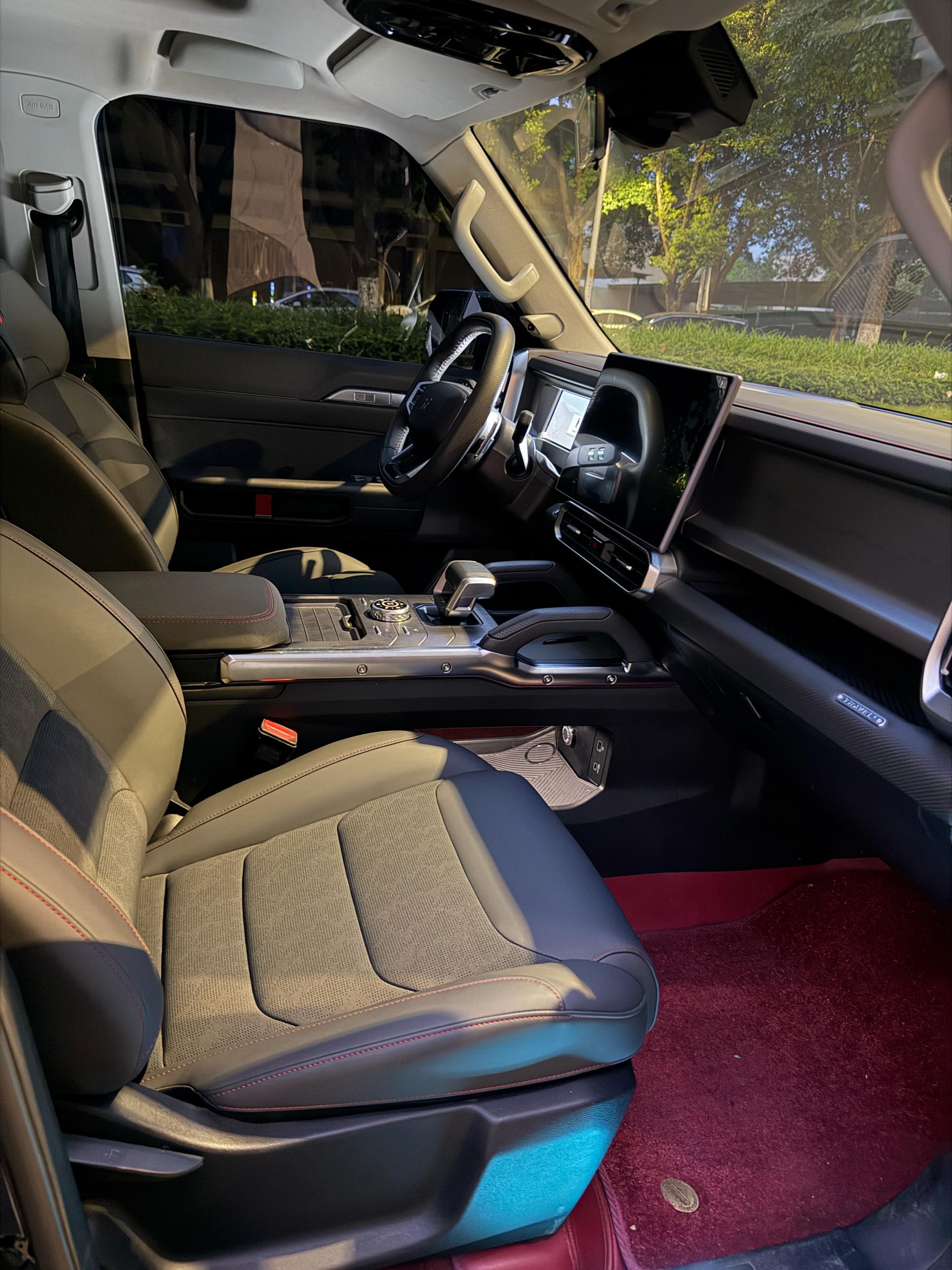 JETOUR 2023 Traveler 2.0T 4WD Cross PRO