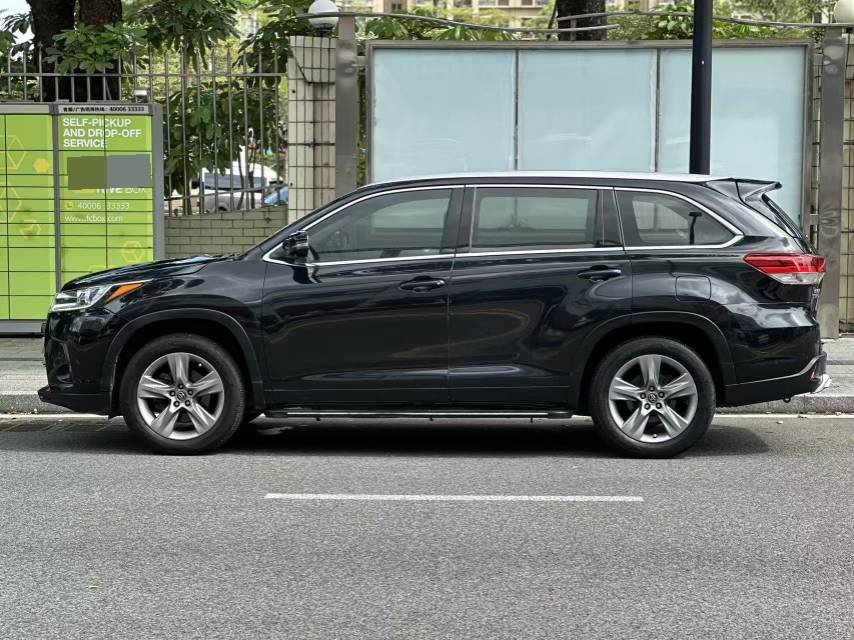 Toyota 2018 Highlander 2.0T 2WD Luxury 7-Seater