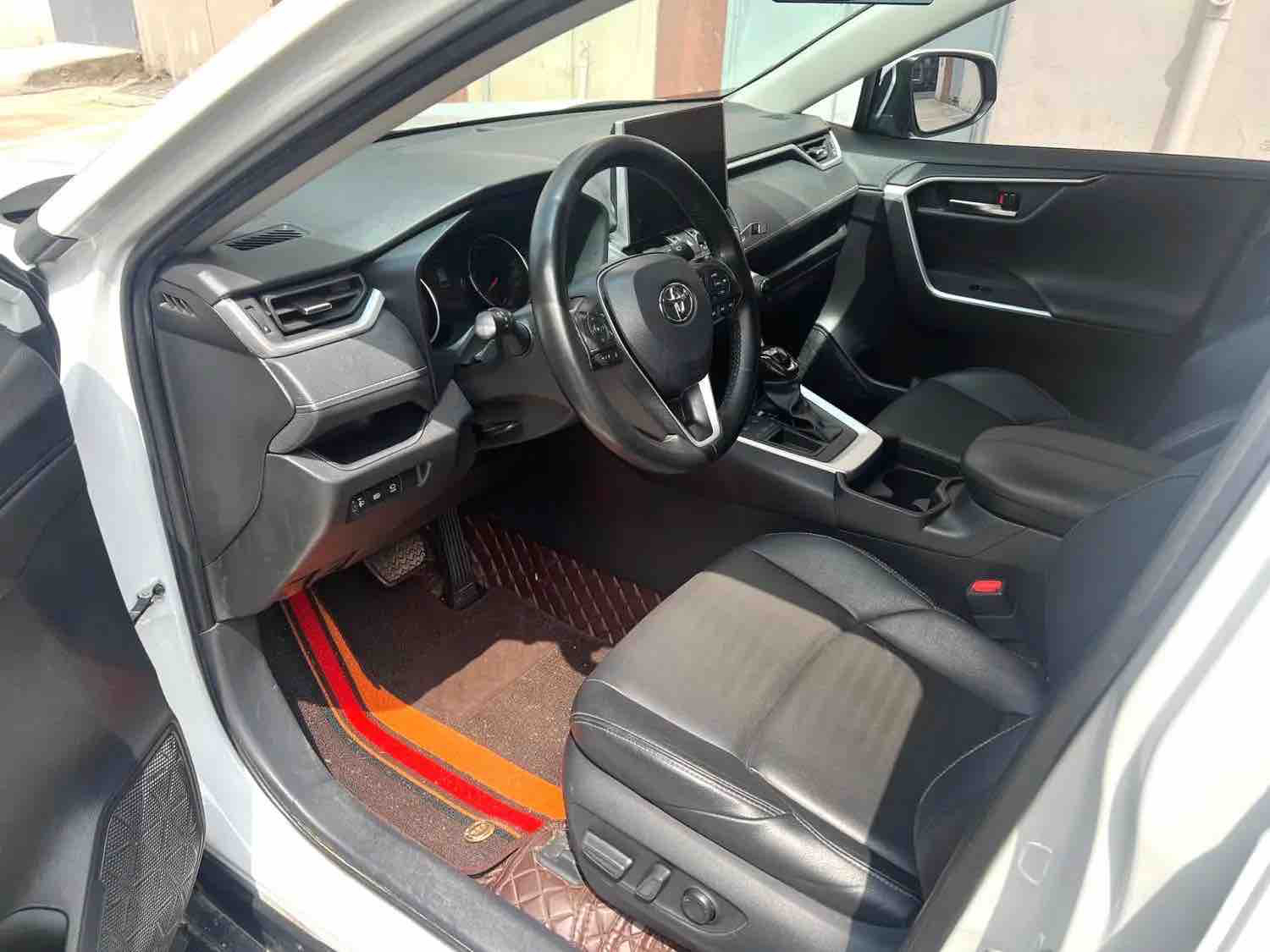 Toyota 2023 Wildlander 2.0 CVT 2WD Luxury PLUS