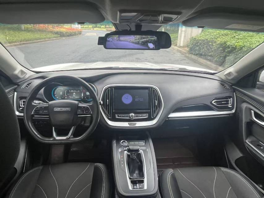 JETOUR 2021 X70M 1.5T Deluxe Partner 5-Seater