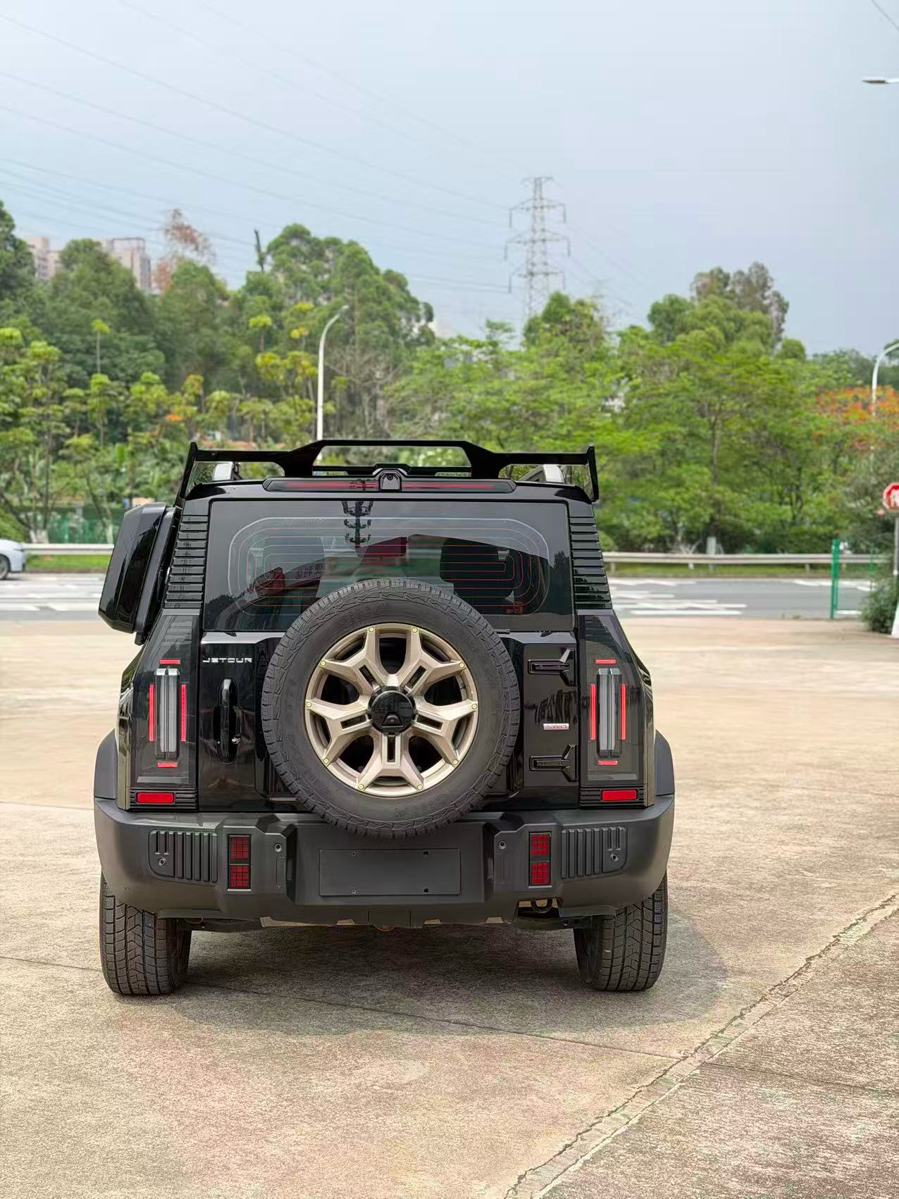 JETOUR 2023 Traveler 2.0T 4WD Cross PRO