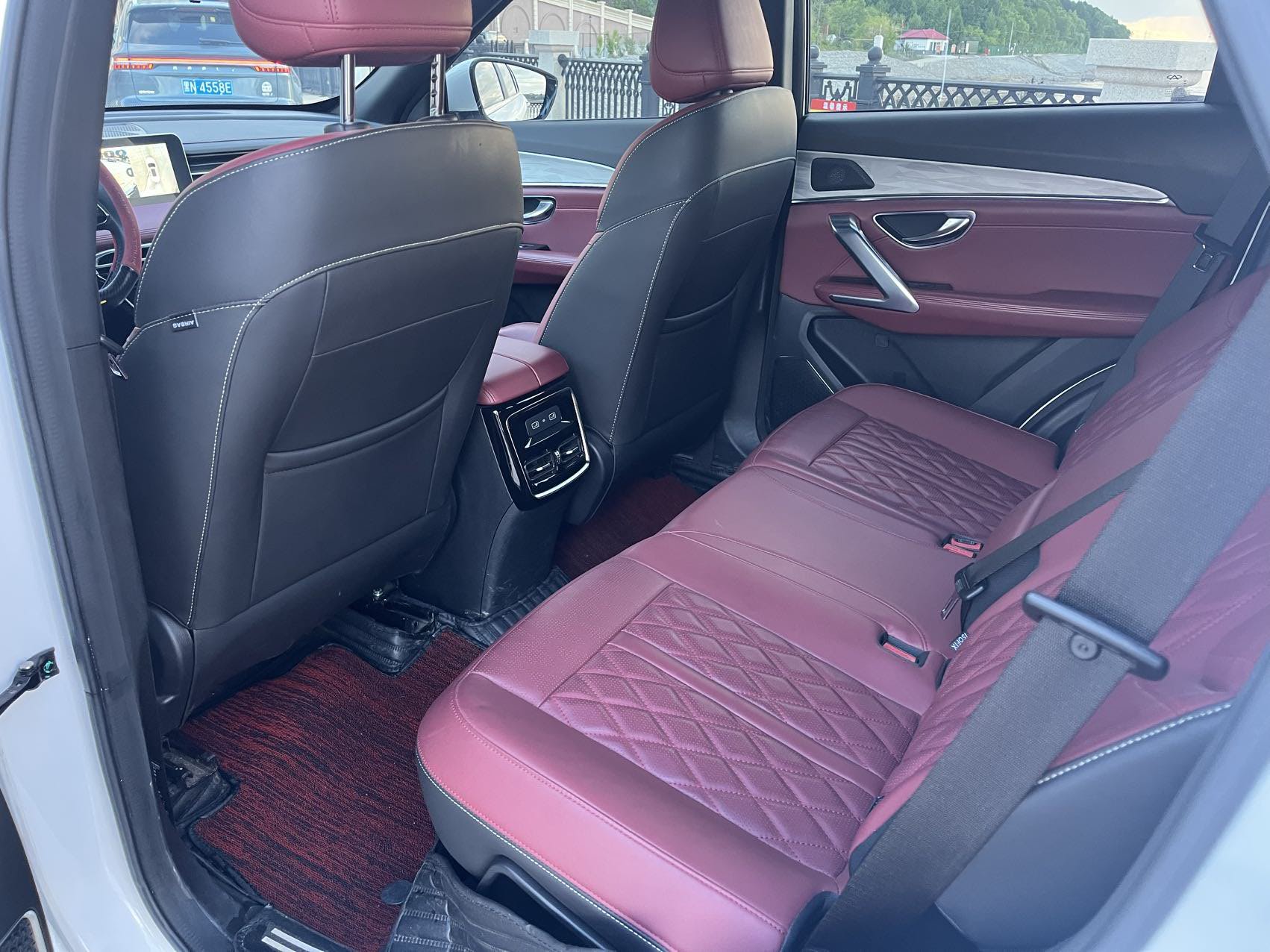 JETOUR 2023 X70 PLUS 1.5T Yongzhe PLUS 5-Seater