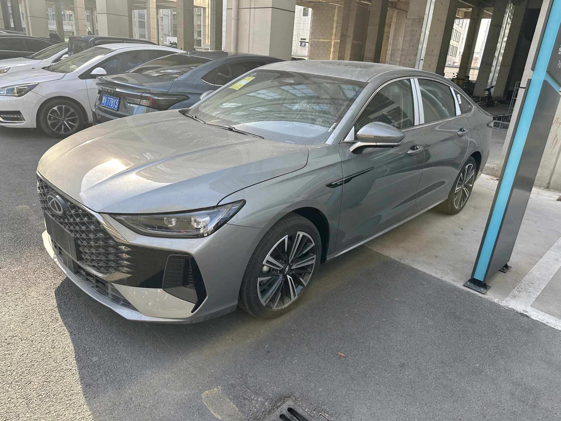 Chery 2025 Arrizo 8 Pro 1.6TGDI 290TGDI Luxury