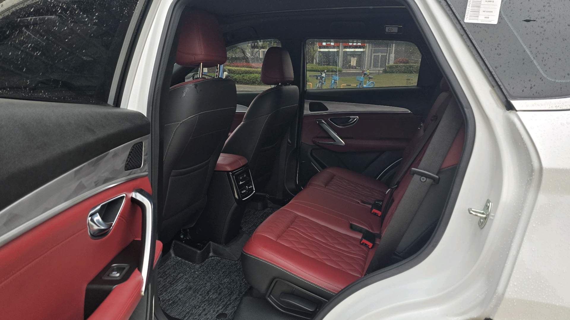 捷途 2023款 X70 PLUS 1.6T 强者5座