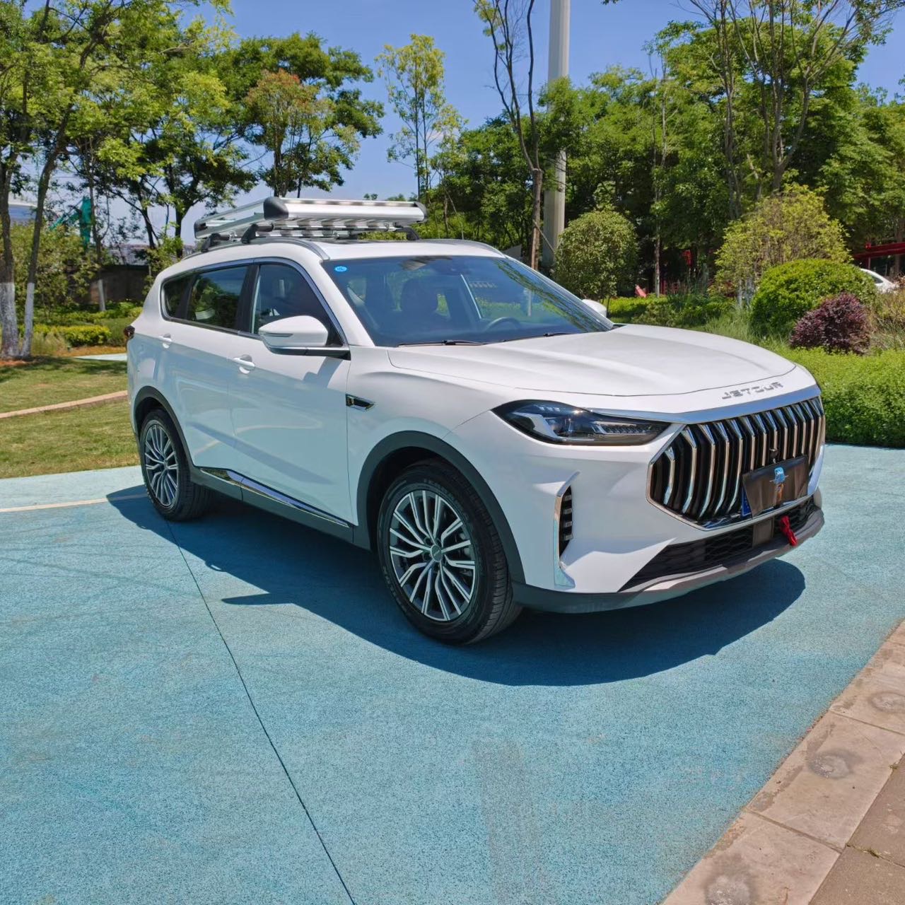 JETOUR 2025 X70 PLUS 1.5T Champion Edition PRO 7-Seater