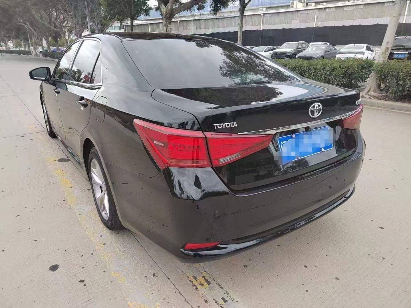 Toyota 2015 Crown 2.0T Fashion Edition