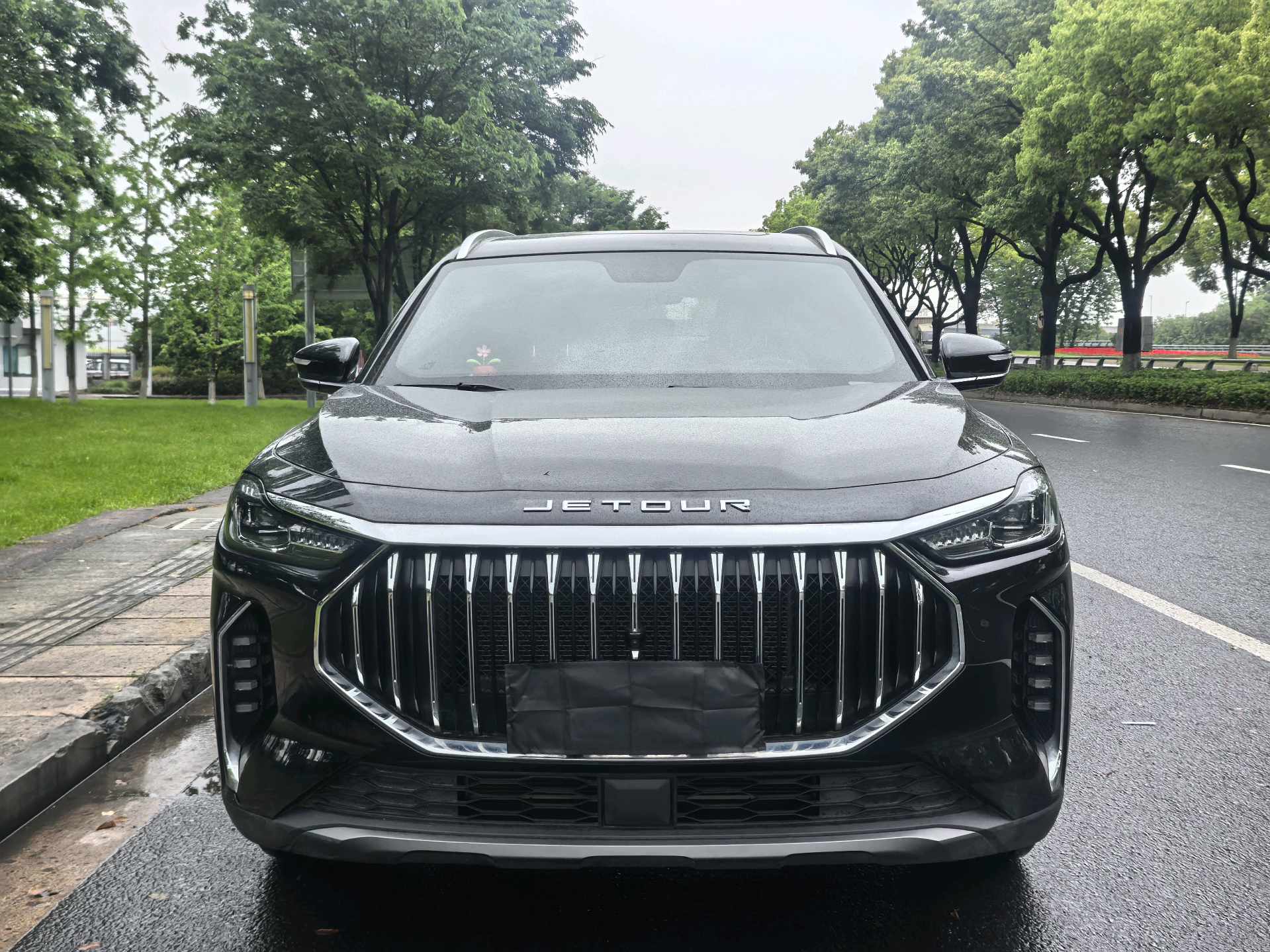 JETOUR 2025 X70 PLUS 1.5T Luxury Surge Edition 5-Seater