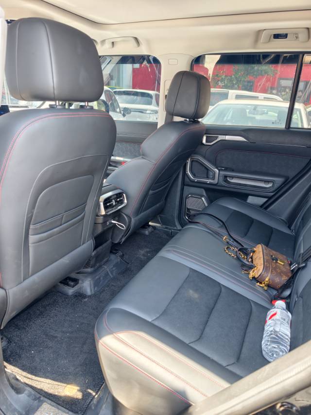 JETOUR 2024 Traveler 2.0T 4WD Cross PRO Entertainment Edition