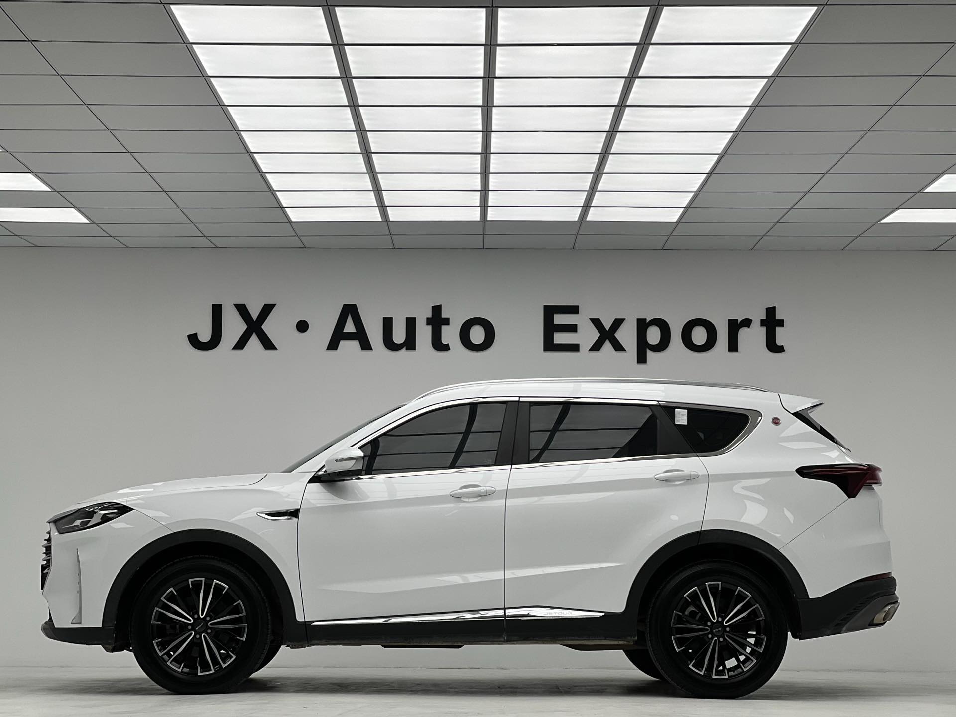 JETOUR 2021 X70 PLUS 1.5T Shan PRO 5-Seater (Facelift)