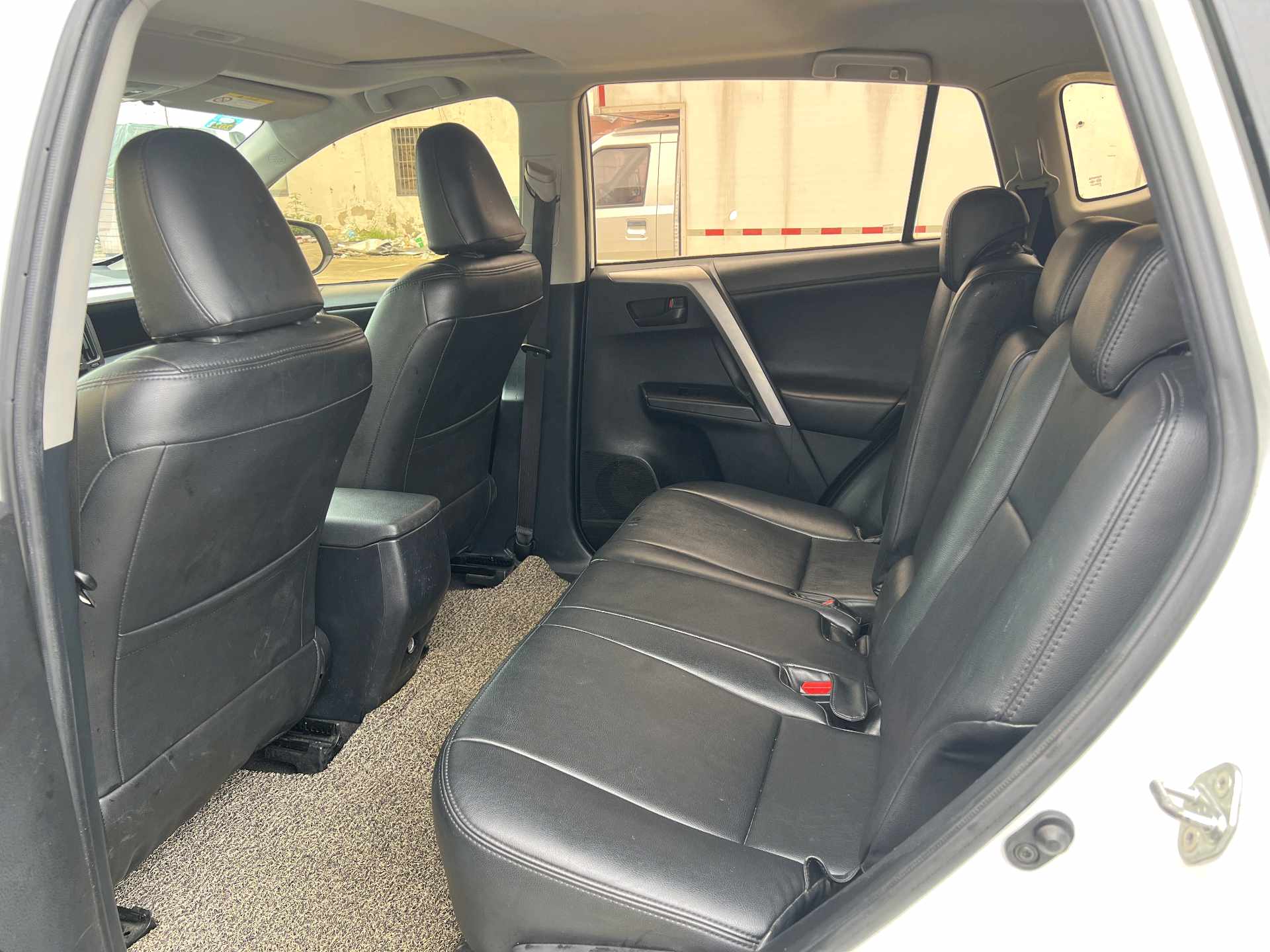 Toyota 2016 RAV4 2.0 CVT 2WD Urban Edition