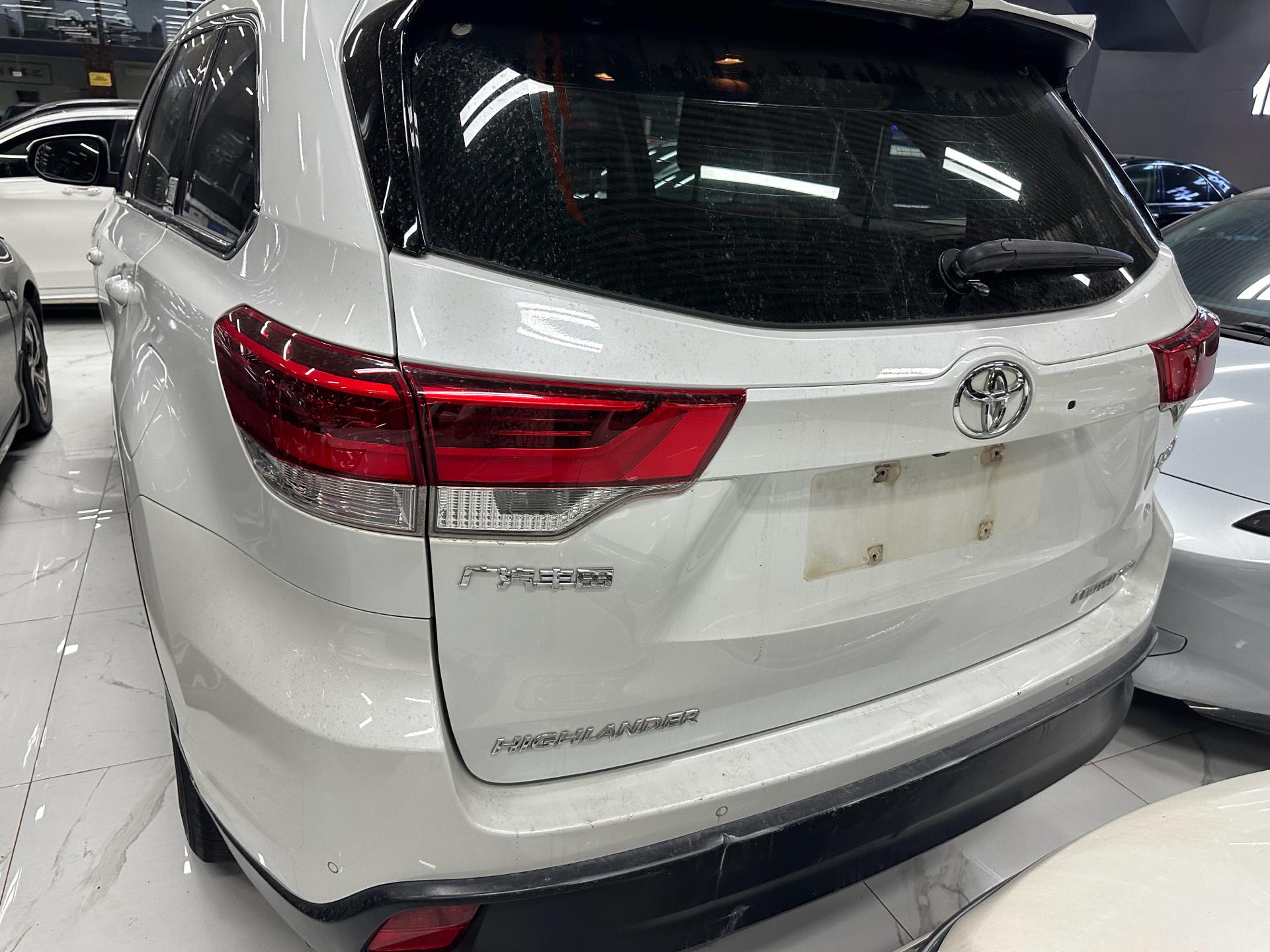 Toyota 2020 Highlander 2.0T Million Commemorative Edition