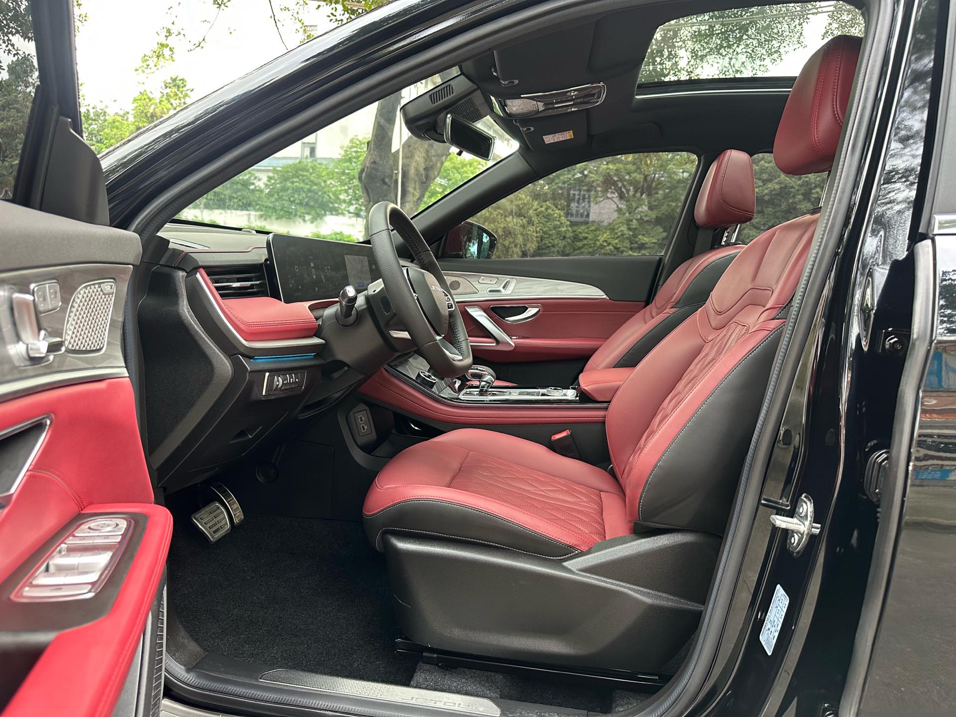 捷途 2023款 X70 PLUS 1.6T 强者PRO+5座