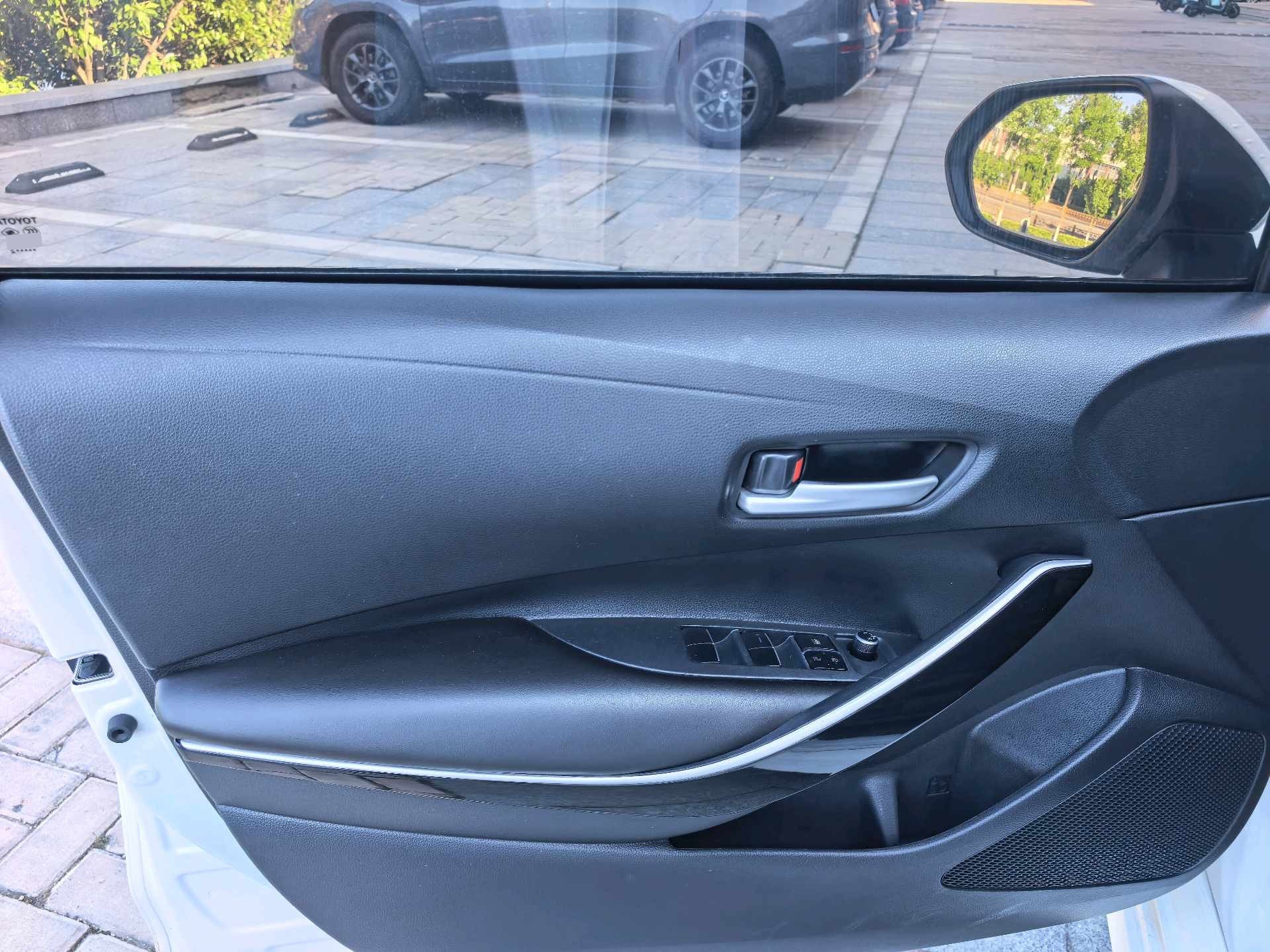 Toyota 2022 Corolla Twin Engine 1.8 CVT Pioneer Edition