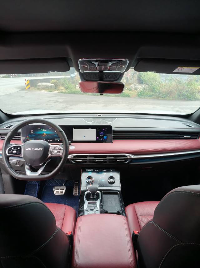 JETOUR 2023 X70 PLUS 1.6T Qiangzhe PLUS 7-Seater