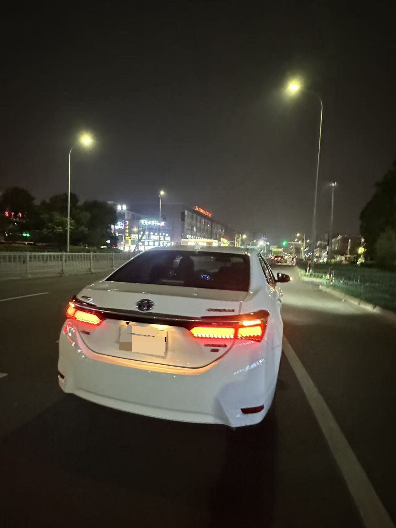 Toyota 2017 Corolla Hybrid 1.8 CVT Elite
