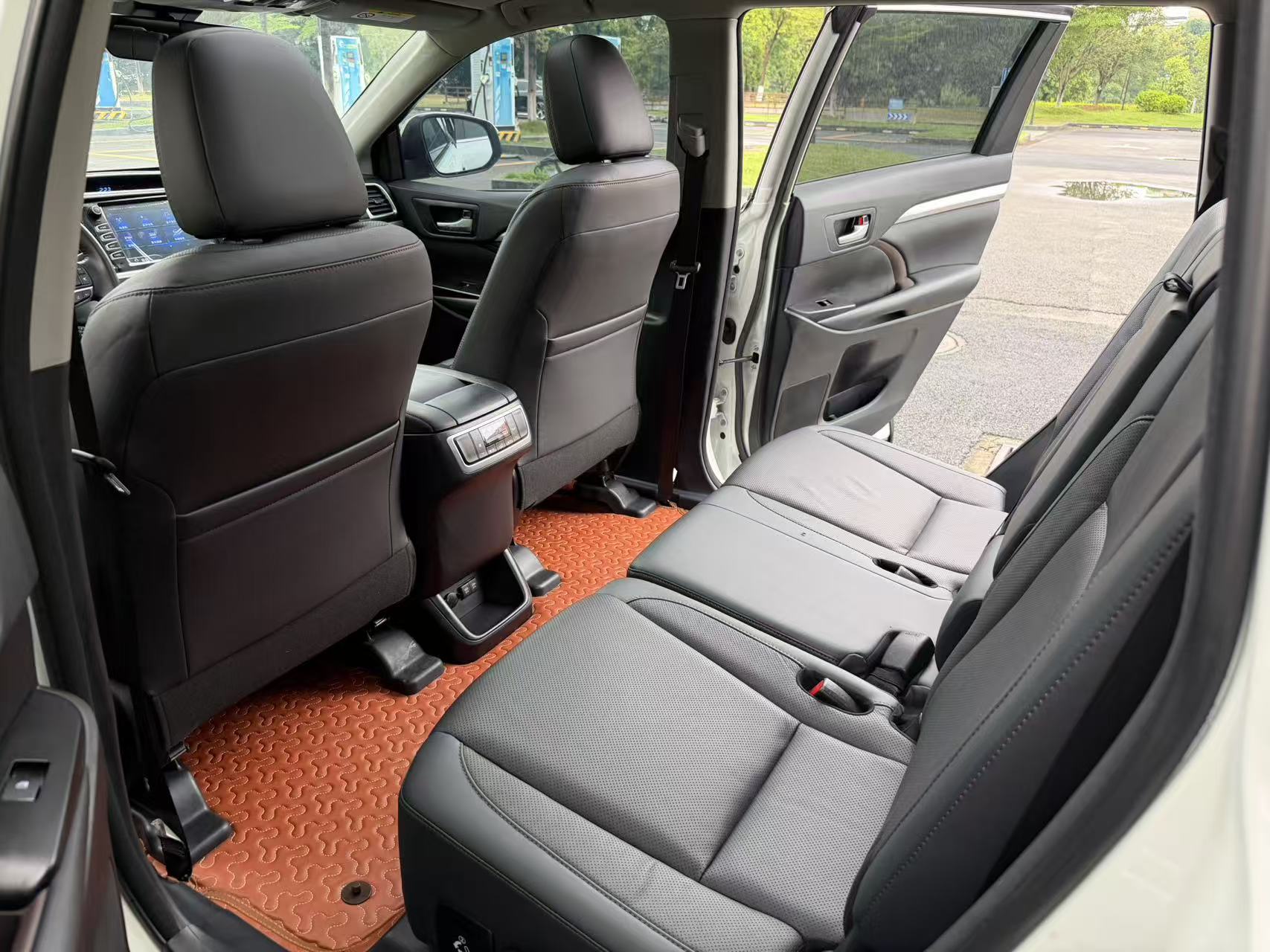 丰田 2018款 汉兰达 2.0T 四驱豪华版7座