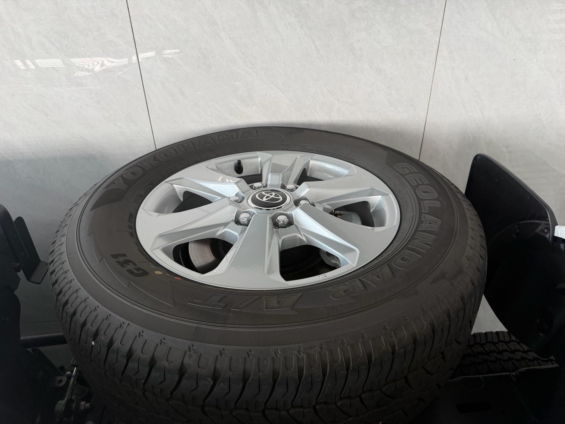 Toyota Land Cruiser (Import) 2022 Land Cruiser 3.3T Middle East Version