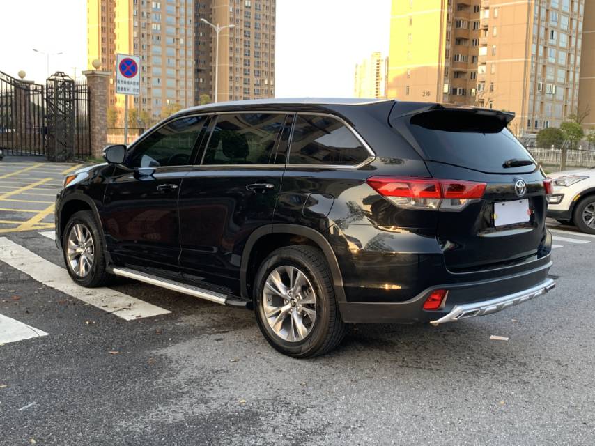 Toyota 2019 Highlander 2.0T 2WD Elite 5-Seater