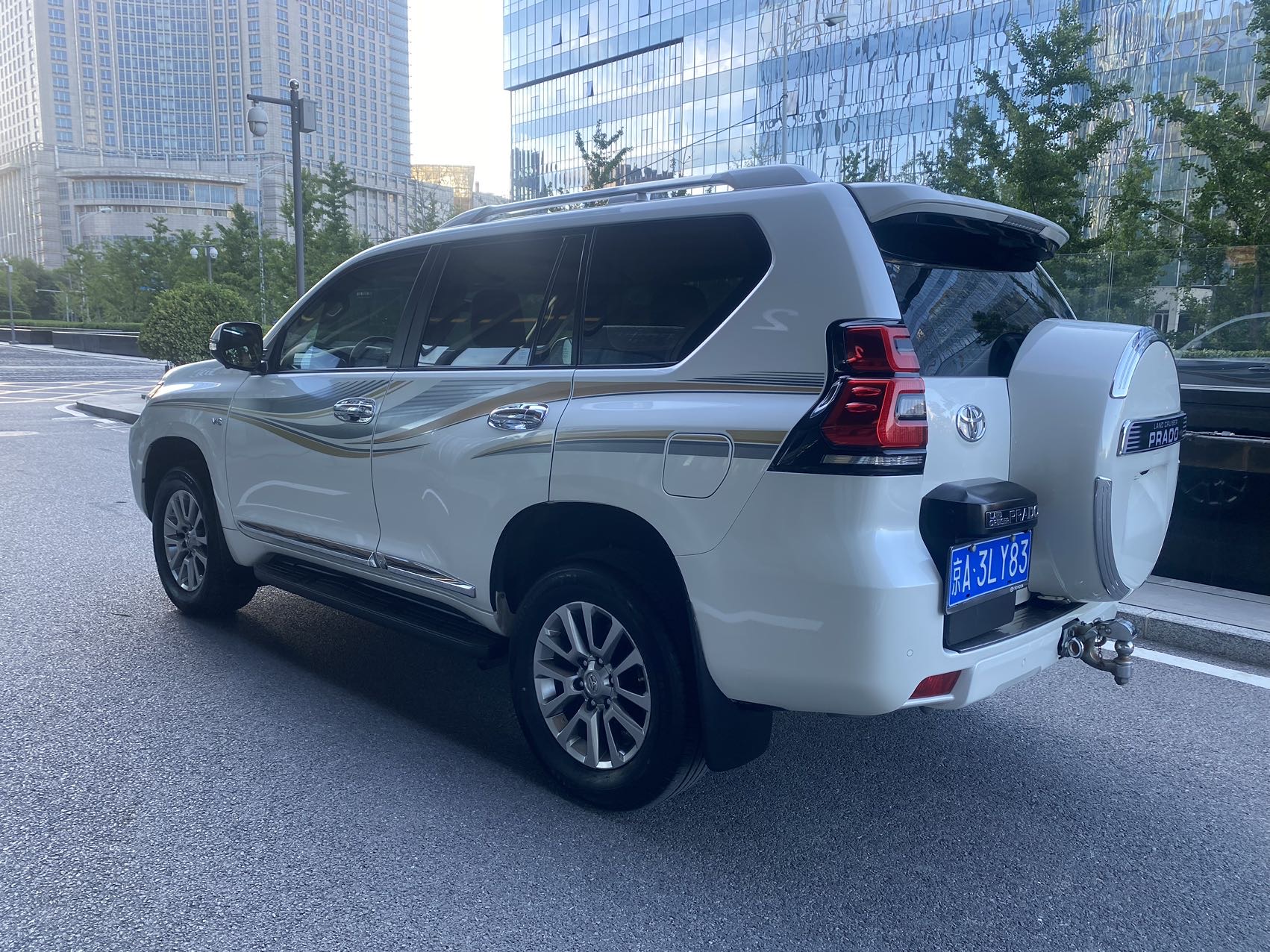 丰田 普拉多(进口) 2019款 普拉多 4.0 VXR 中东版