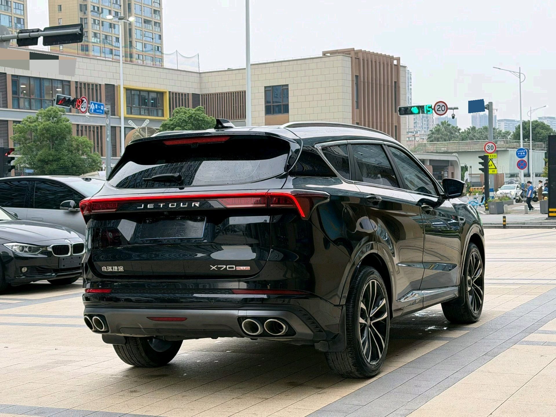 JETOUR 2021 X70 PLUS 1.6T Di PRO 5-Seater