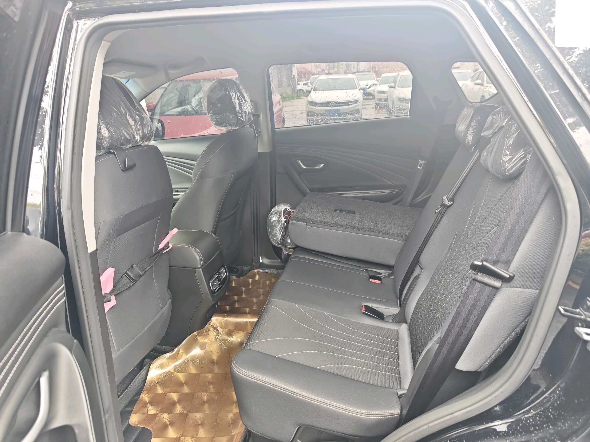 JETOUR 2021 X70M 1.5T Luxury Partner