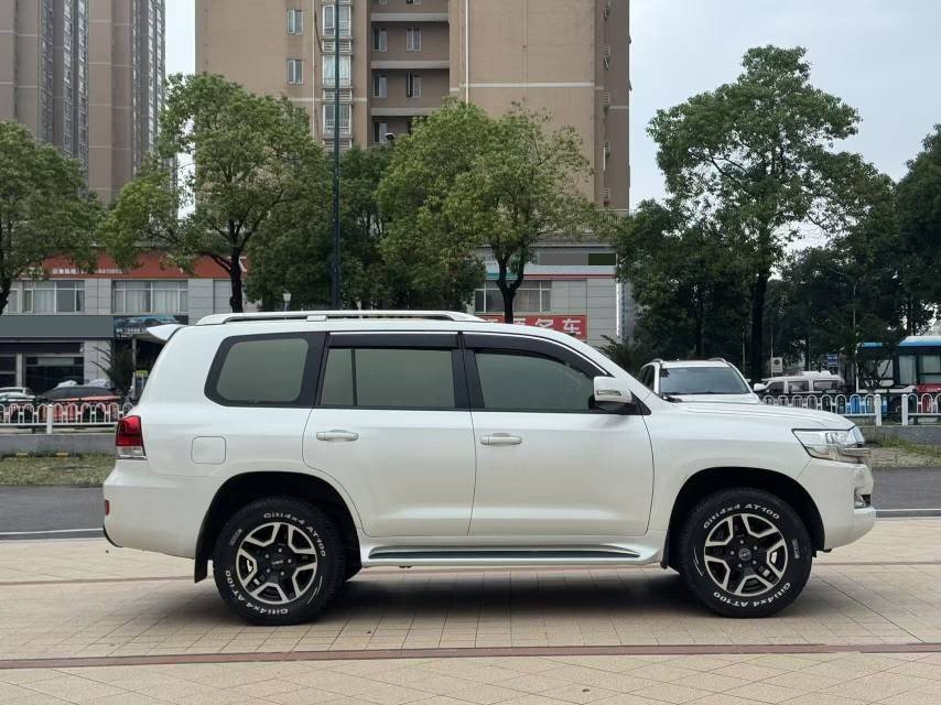 Toyota Land Cruiser (Import) 2019 Land Cruiser 4.0 EXR Middle East Version