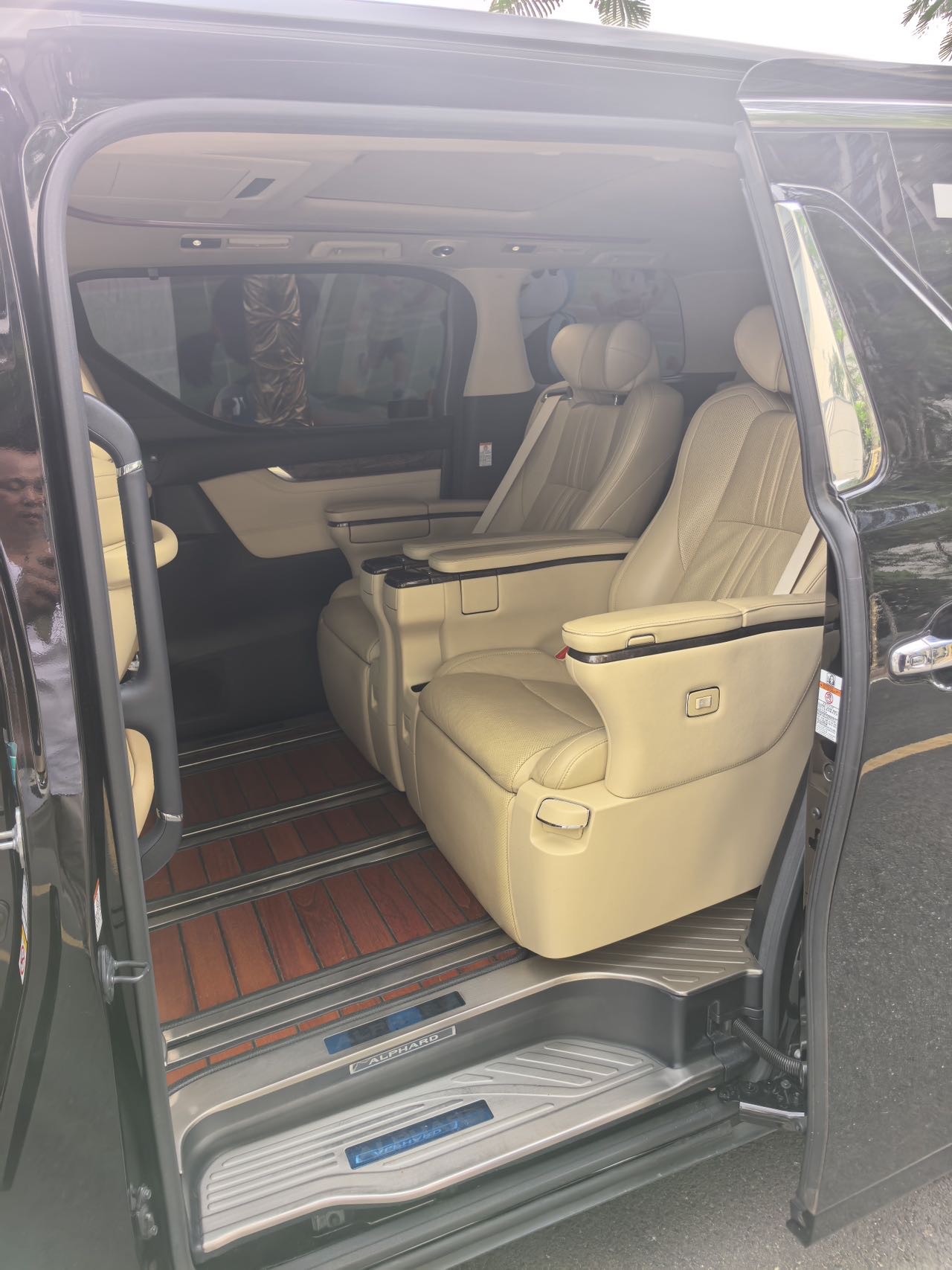 Toyota Alphard (Import) 2018 Alphard 3.5 Premium (Facelift)