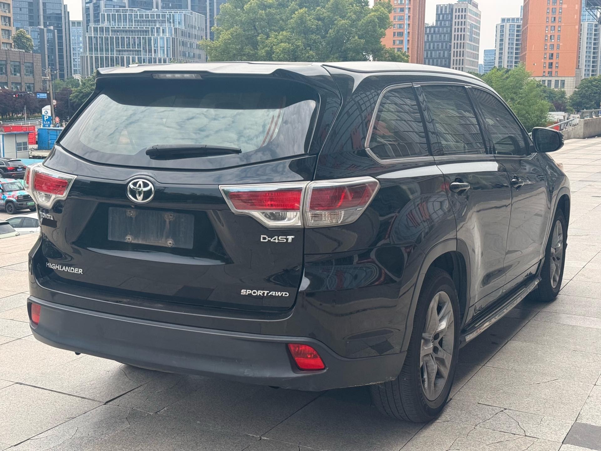 Toyota 2017 Highlander 2.0T 4WD Luxury 7-Seater