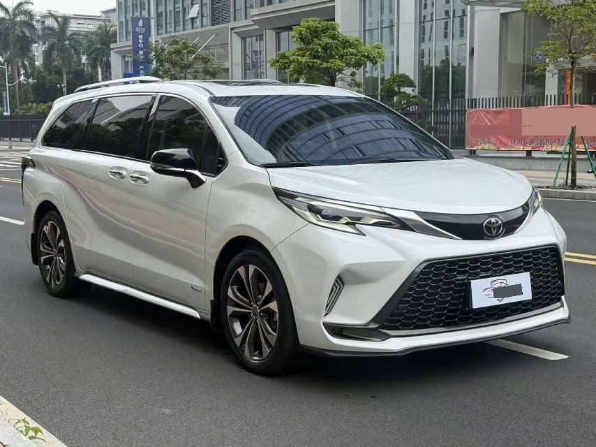 Toyota 2024 Granvia HYBRID 2.5 CVT Premium ULTRA Edition