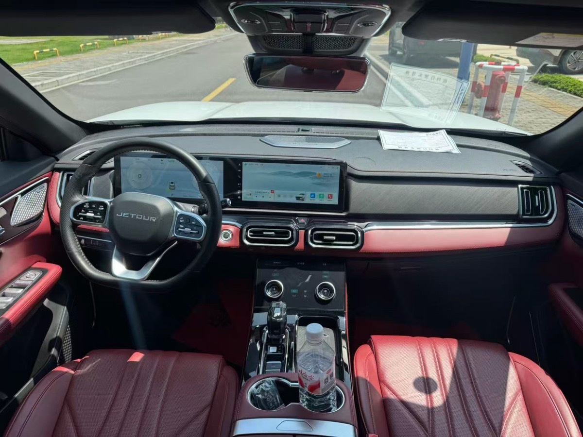 JETOUR 2025 X70 PLUS 1.5T Flagship 5-Seater
