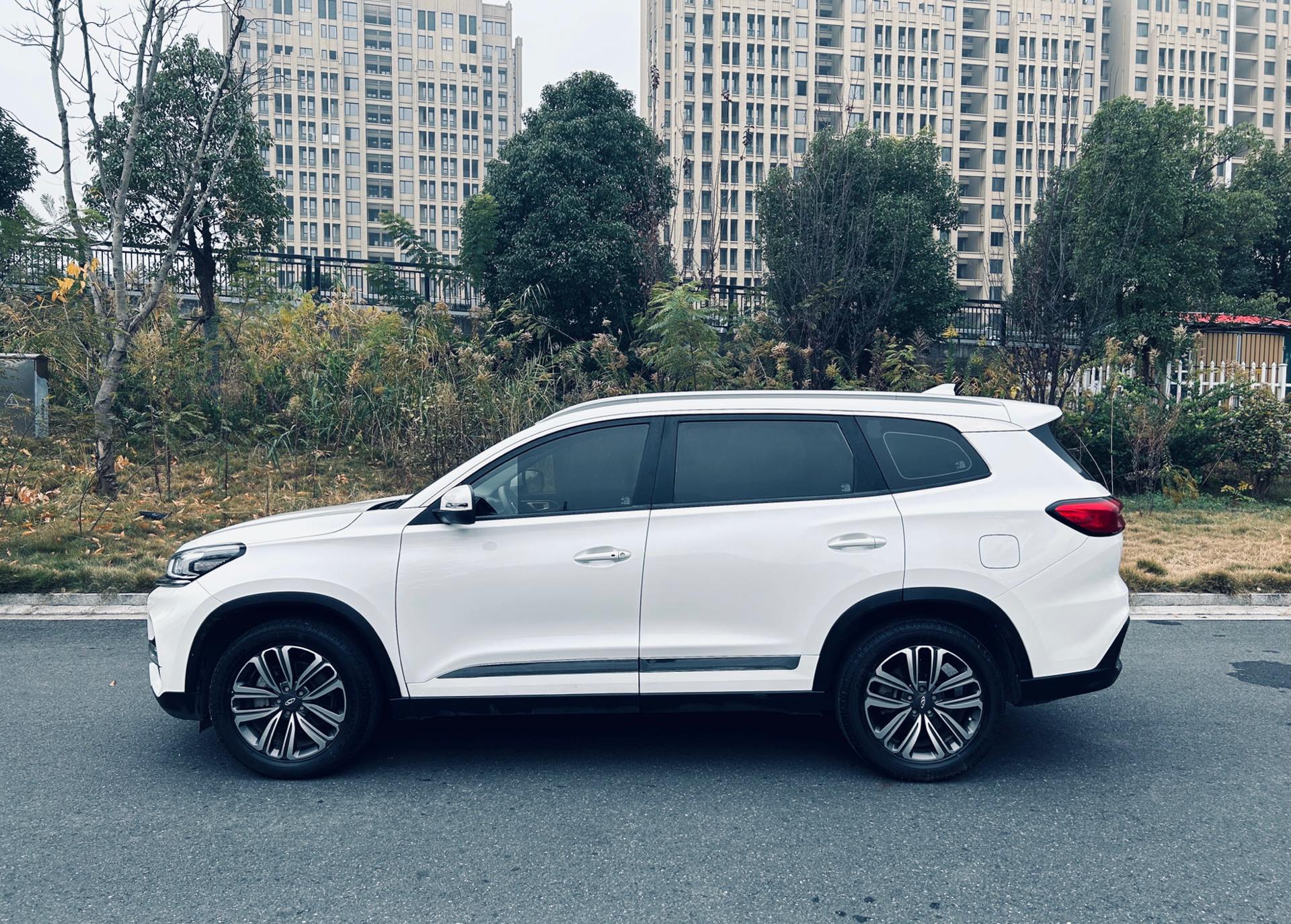 奇瑞 2018款 瑞虎8 1.5TCI 豪华型5座