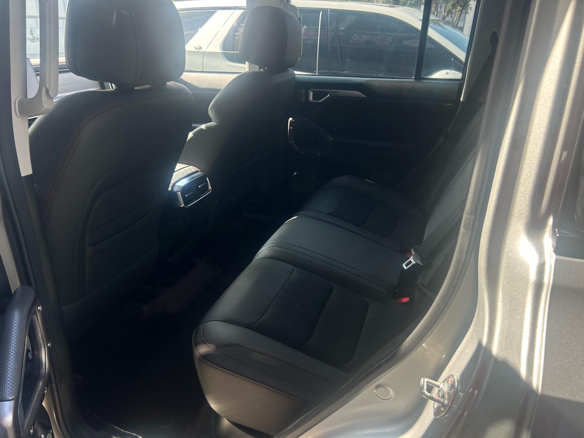 JETOUR 2023 Traveler 2.0T 4WD Transverse PRO+