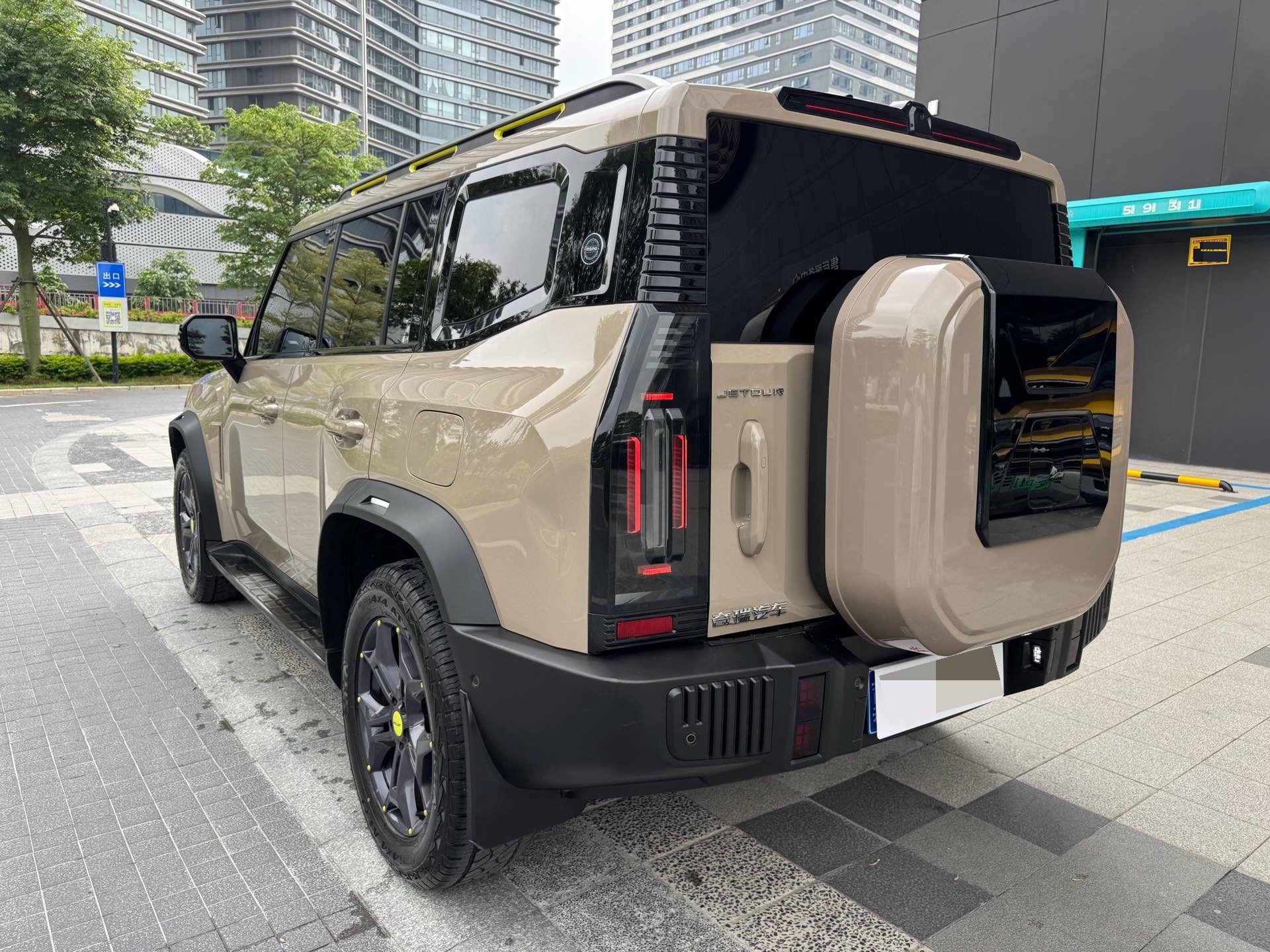 JETOUR 2023 Traveler 2.0T 4WD Cross PRO+