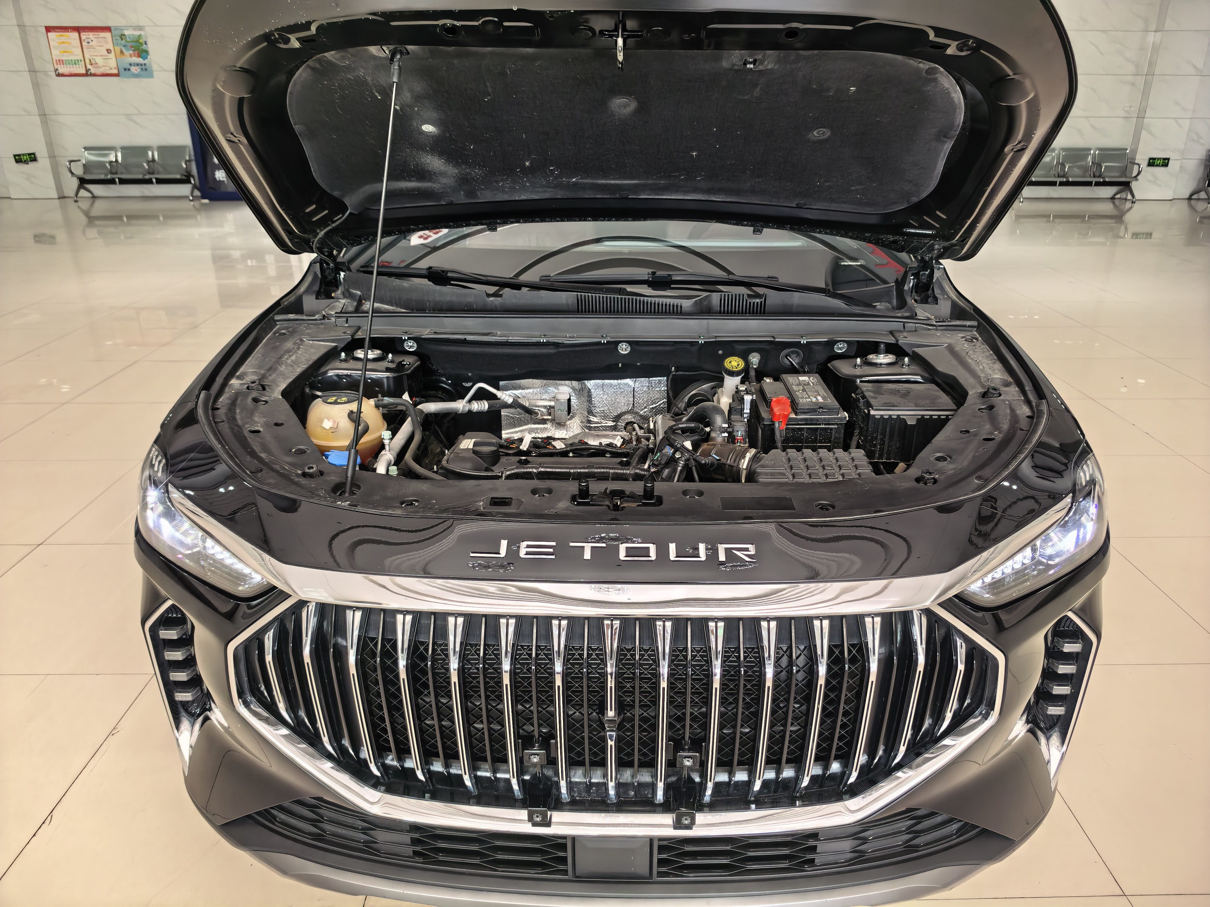 JETOUR 2025 X70 PLUS 1.5T CVT Jinxiang Edition 5-Seater