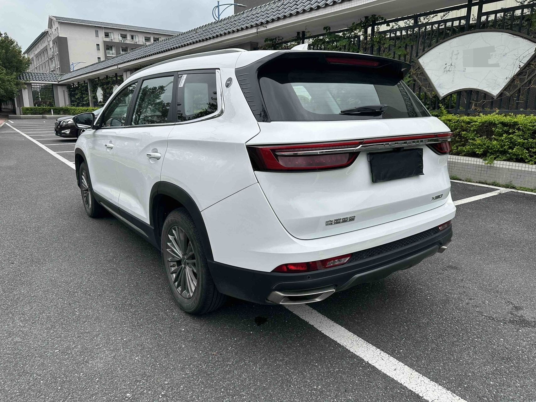 JETOUR 2024 X90 1.6T Qilin Edition 7-Seater