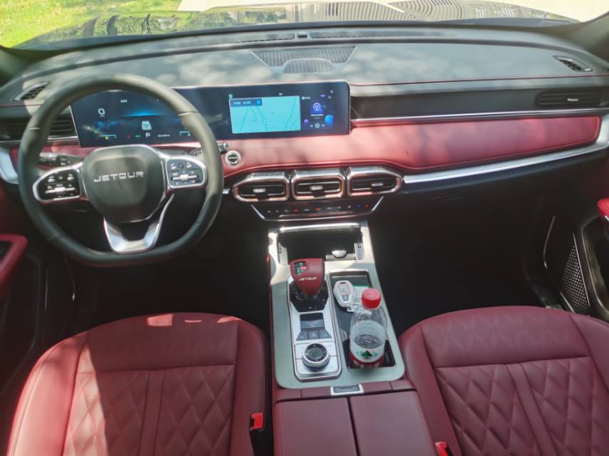 JETOUR 2024 X70 PLUS 1.5T Champion MAX+ 7-Seater
