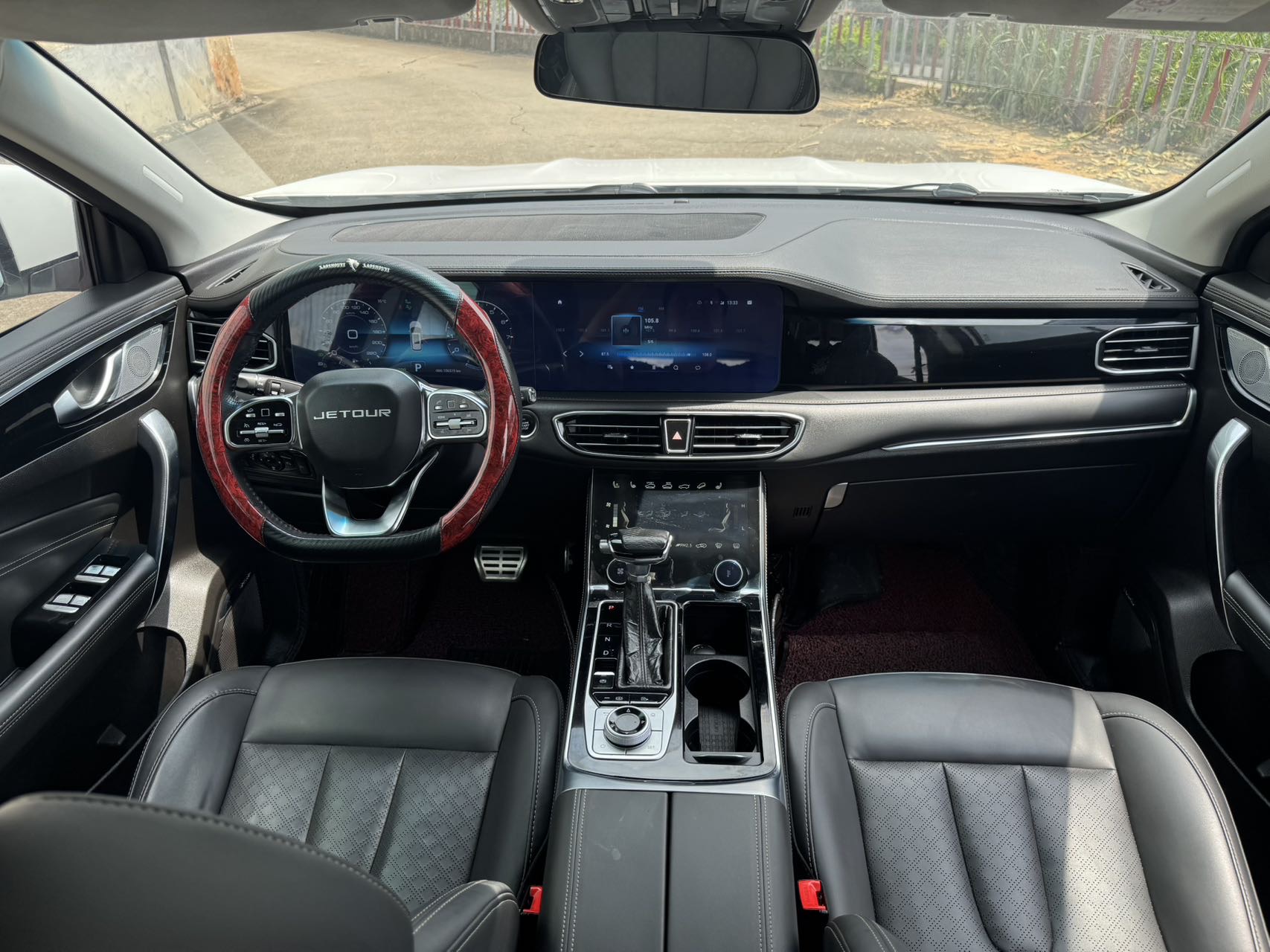 JETOUR 2020 X90 1.6T Yingyu Edition 7-Seater
