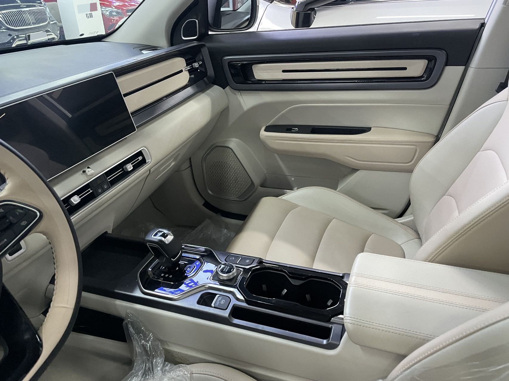 Geely 2023 Icon 1.5TD Hero