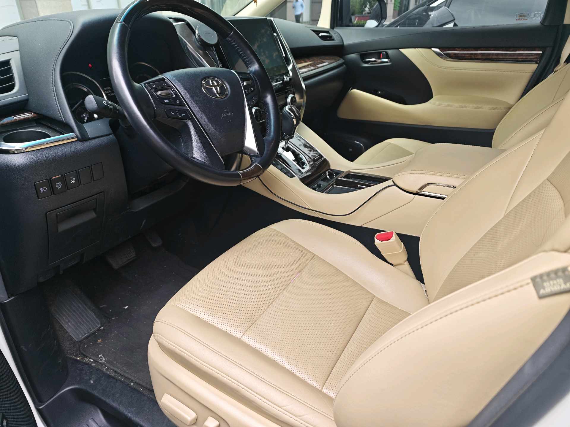 Toyota Alphard (Import) 2021 Alphard 2.5 CVT Luxury Edition